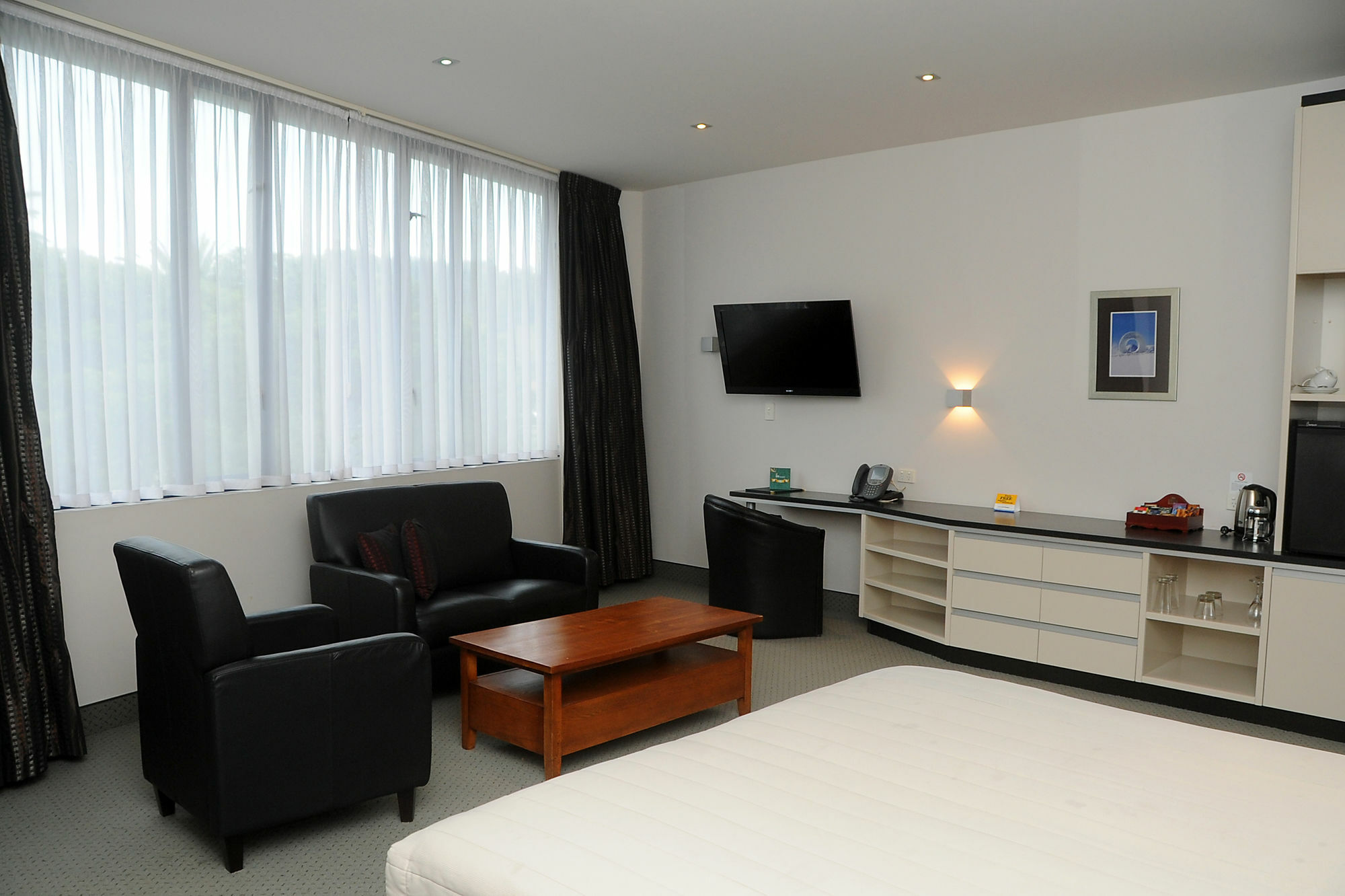 Emerald Hotel Гизбърн Екстериор снимка